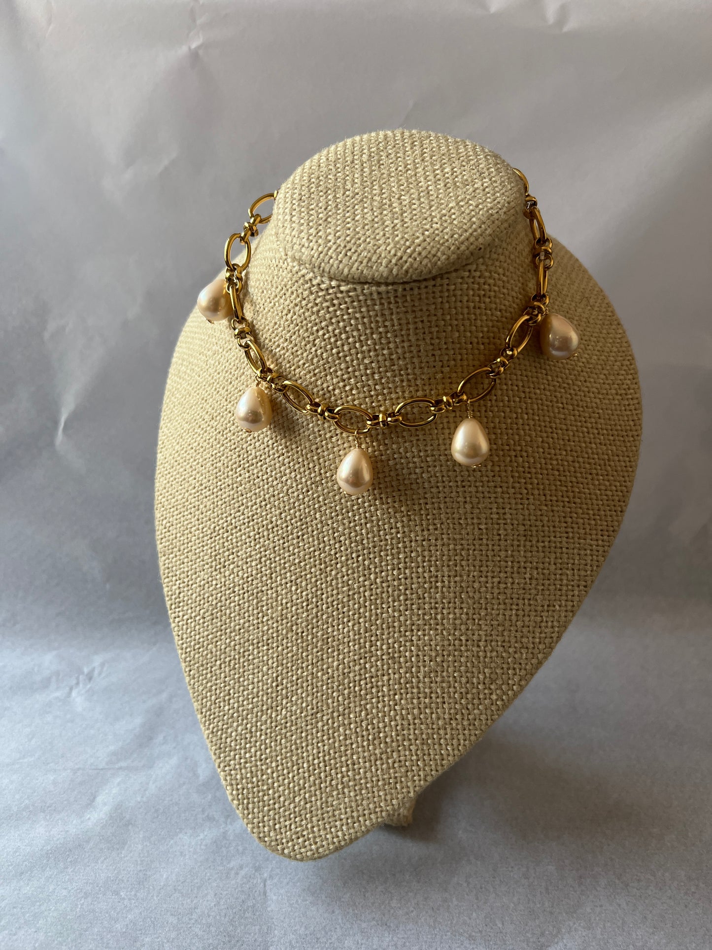 Choker Ana