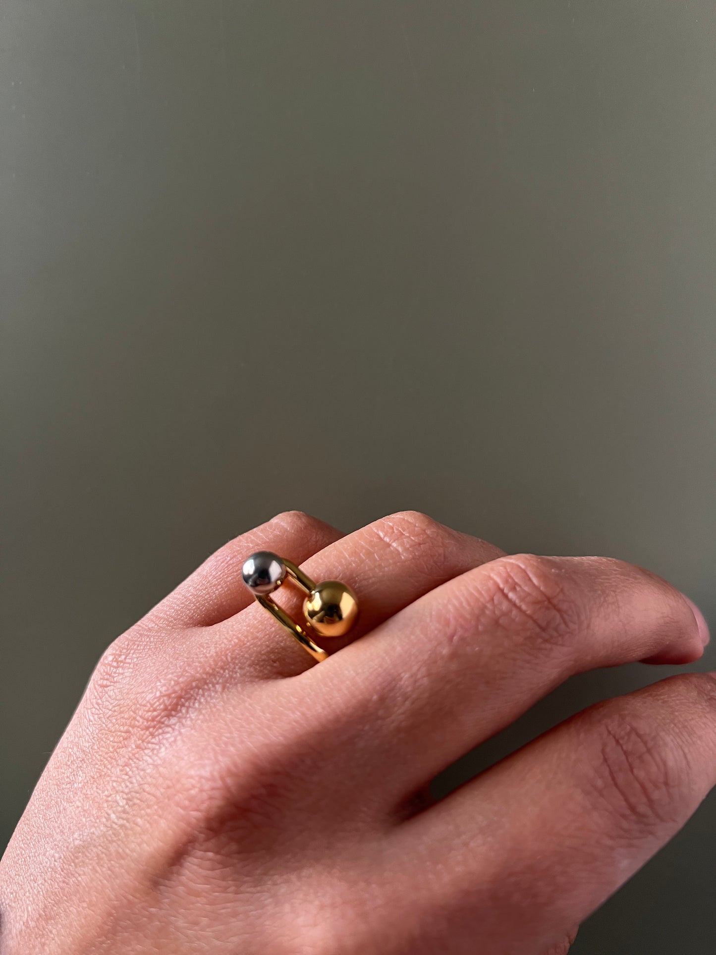 Anillo Ingrid