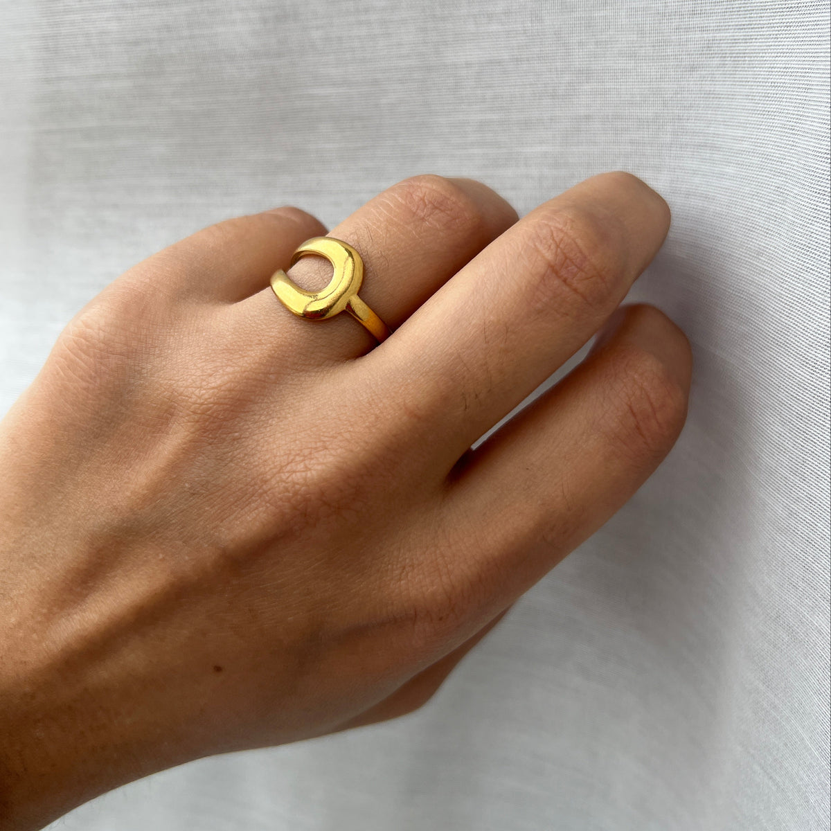Anillo Gabriela